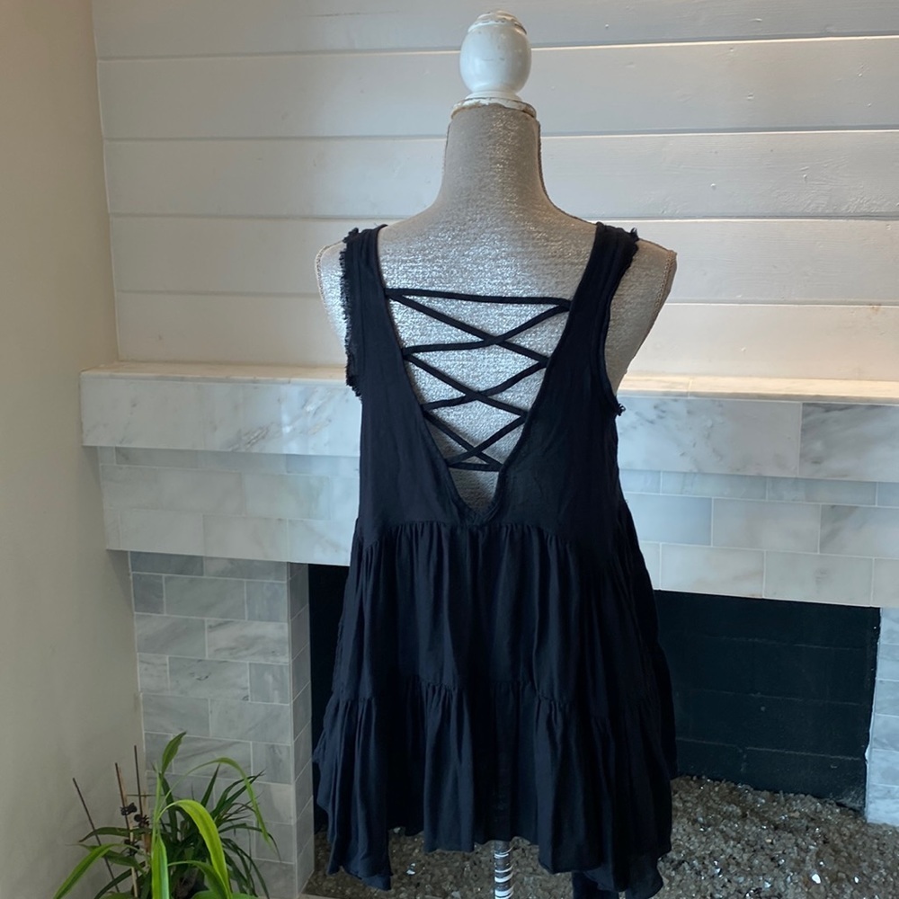 Free People Embellished Crisscross Back Top Size Small - Picture 5 of 13